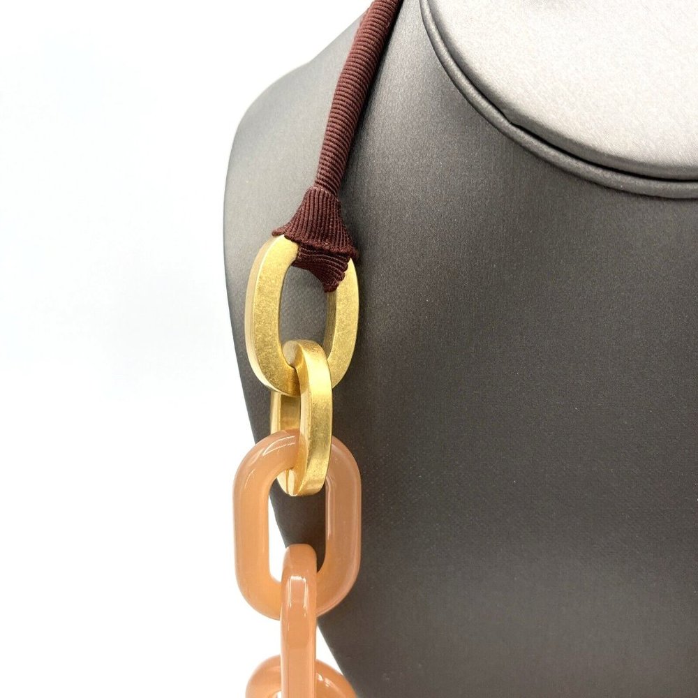 J Crew Nude Pink Lucite Ribbon Necklace Chunky Link Statement Necklace 28" - Picture 3 of 9
